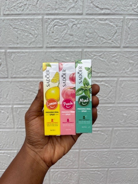 Pocket mouth spray