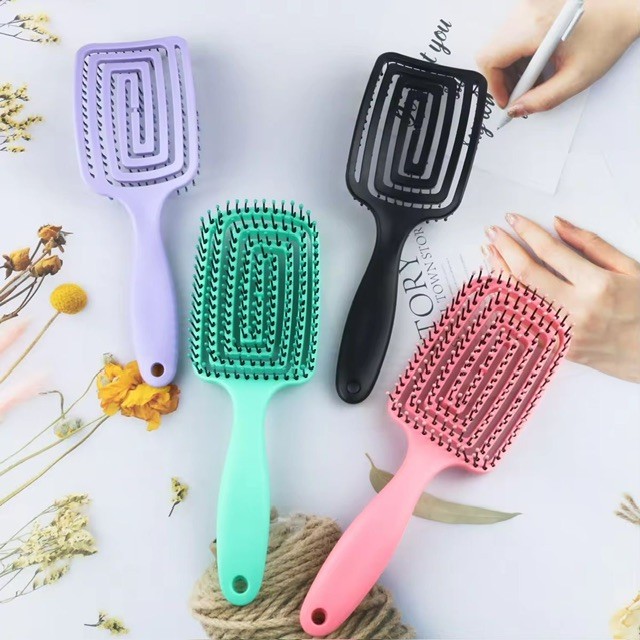 Detangling brush