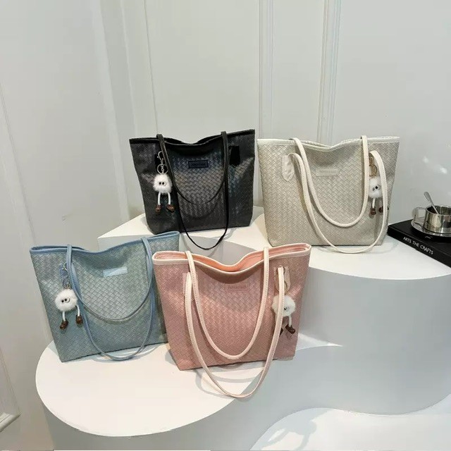 Bag 019- Woven leather tote bag