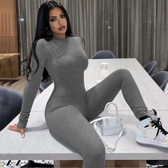 Seamless jumpsuit with sleeves