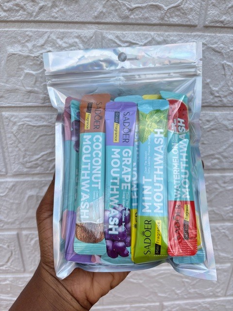 Mixed flavours sachet mouthwash