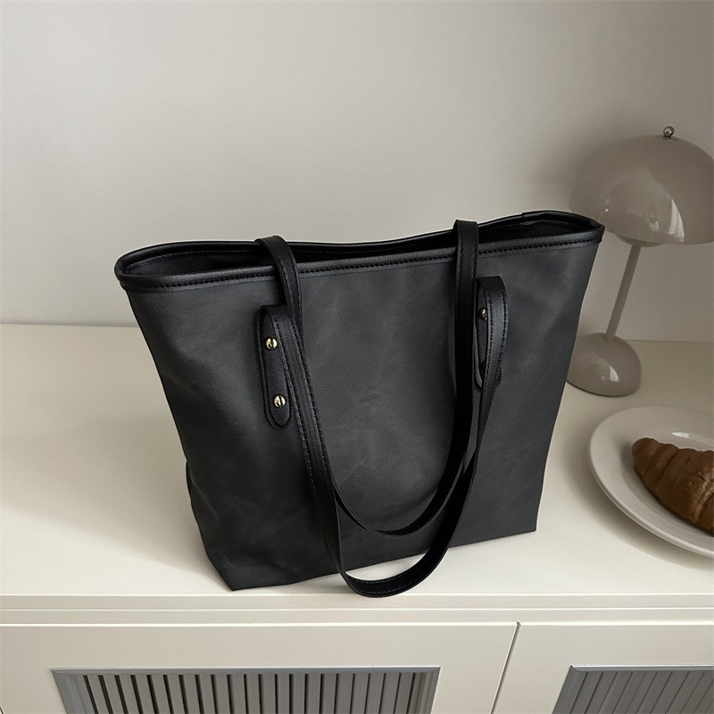 Denim leather tote bag with zip