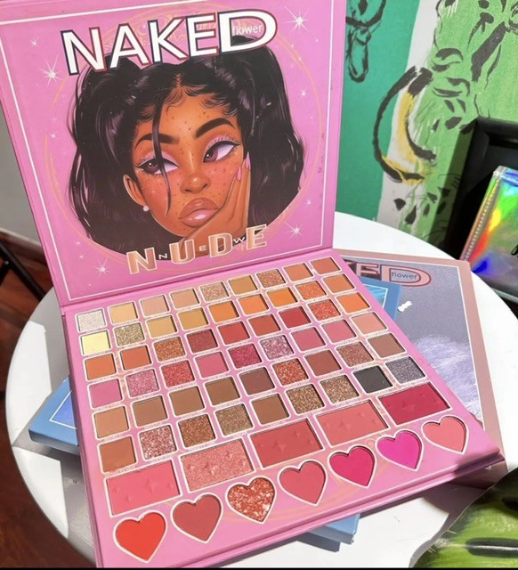 Eye shadow palette (60 shades)
