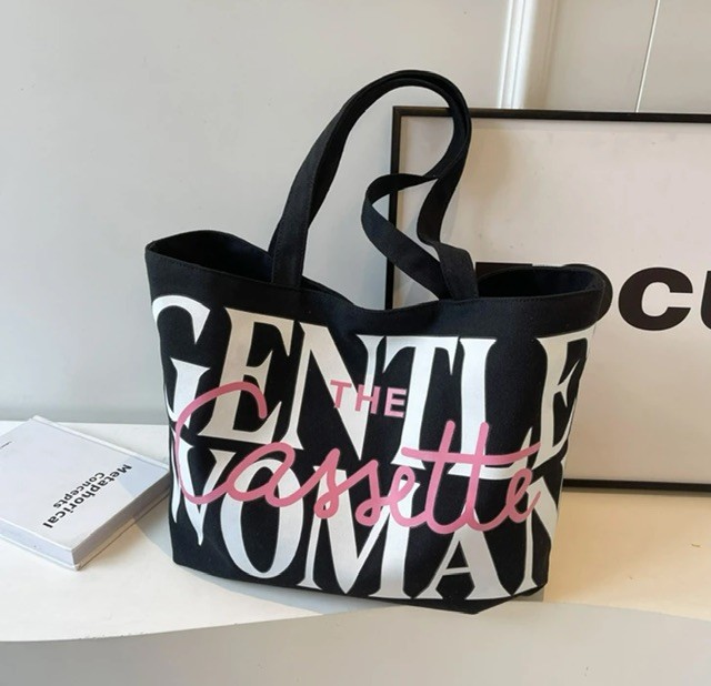 Gentle woman tote bag