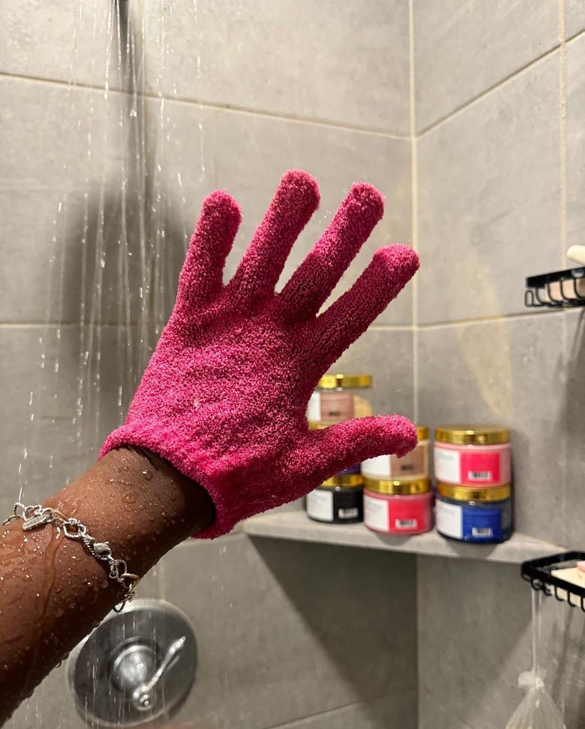 Exfoliating/ bath gloves (a pair)