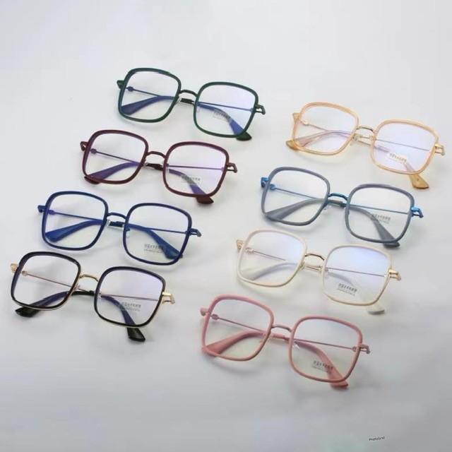 Square frame with hard case