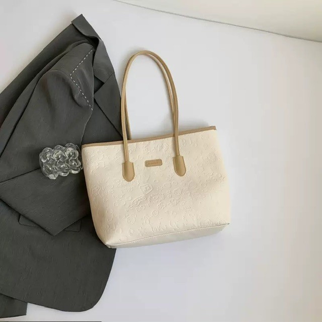 Bag 026- Medium PU leather tote bag (no charm)