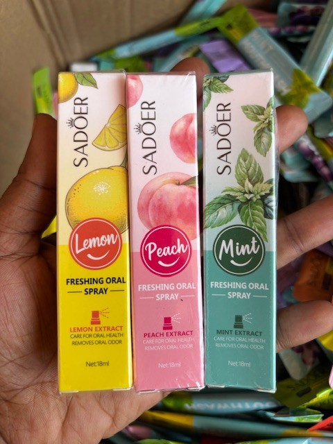Pocket mouth spray